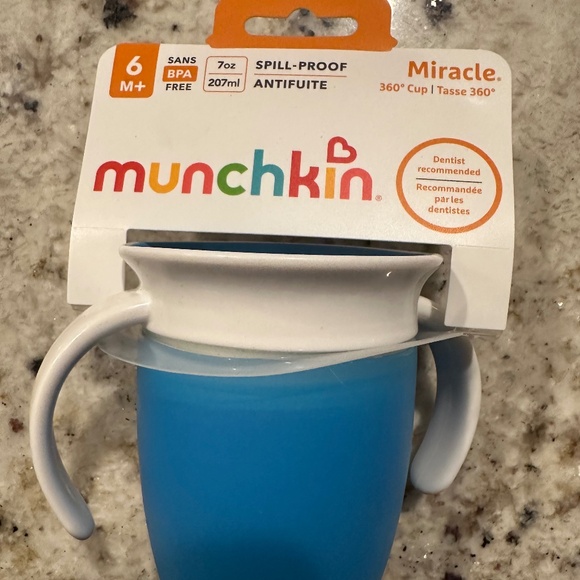 Munchkin Other - *BRAND NEW/NEVER USED* munchkin Miracle 6 M+ Spill-Proof 360° Cup